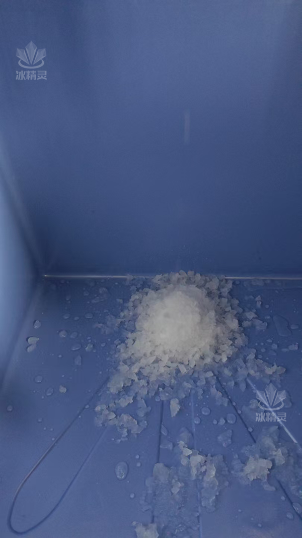 雪花颗粒冰