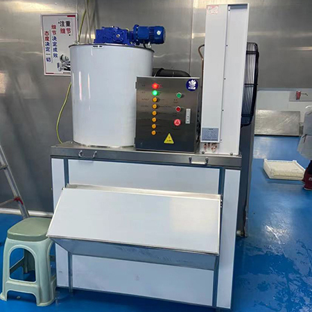 1吨片冰机交付江苏淮安某食品厂使用