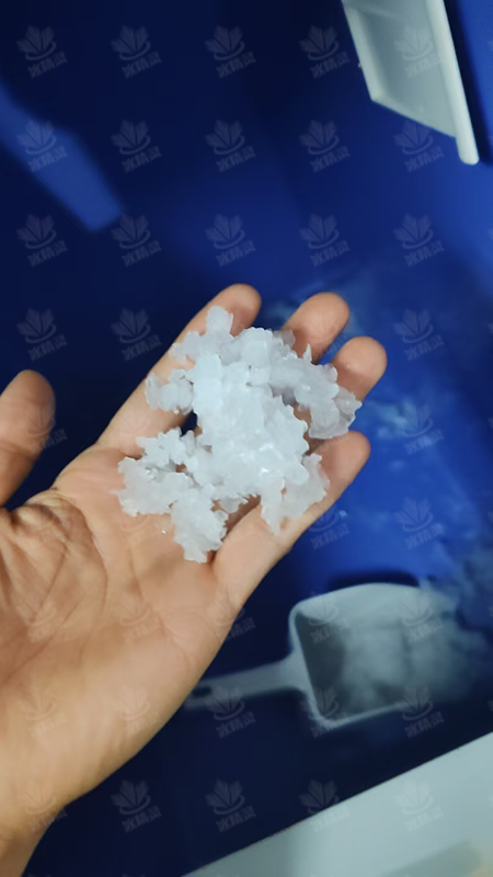 雪花碎冰